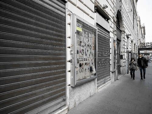 Covid e guerra, in 3 anni chiusi a Roma 20mila negozi