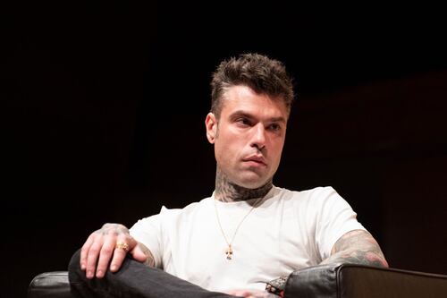 Fedez smentisce Corona: "Ho sposato Chiara senza esitazioni", la sua verità su Angelica Montini