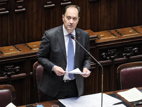 Riforme, Ciriani e la richiesta a Schlein: cambia l’Italia con Meloni