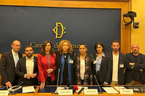 Flotilla sul palco alla Camera per difendere Maduro e Iran