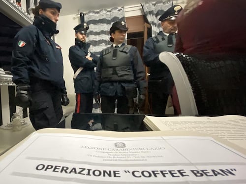 Droga e spaccio a Roma dalle 'ndrine a San Basilio, 21 arresti