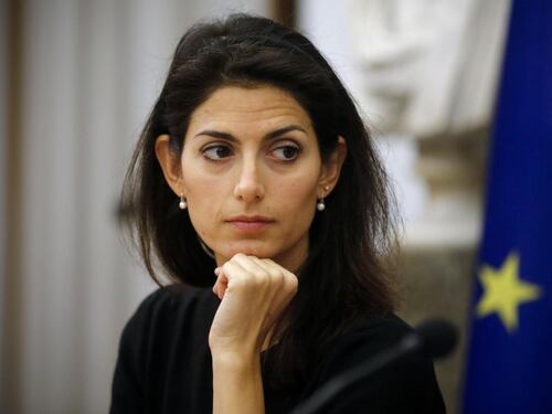 Raggi: "Per fare la sindaca c’ho rimesso la vita privata"