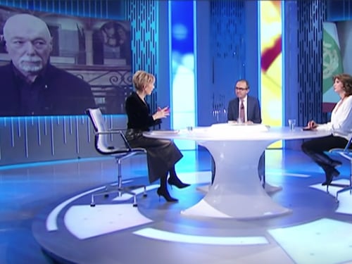 Mattarella, De Angelis costretto ad ammetterlo con Gruber: "Nessuno scontro politico"