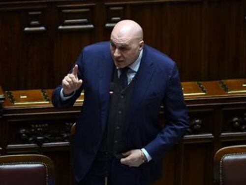 Crosetto: "Gli Usa? Come una moglie, dopo gli screzi si fa pace. La Nato? Va rafforzata"