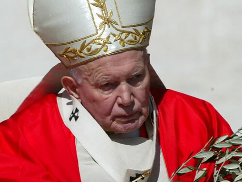 La lettera di Papa Ratzinger per i 100 anni da nascita Wojtyla