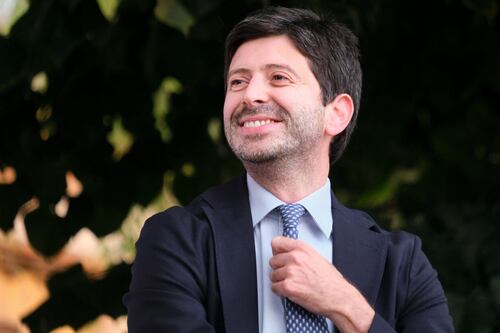 Cosa pensa Speranza degli italiani? Basta leggere la sezione fake news sul Covid nel sito del ministero