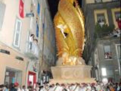S. Rosa: devozione e tecnologia per la torre che cammina