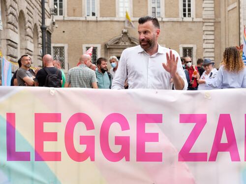Il Ddl Zan è entrato a sorpresa nel codice della strada