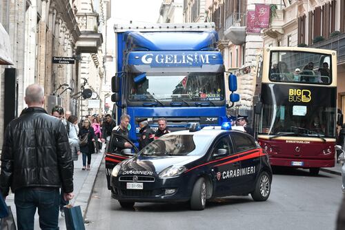 Roma, tir turco entra nella "green zone". Fermato dai carabinieri