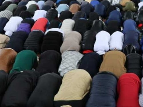 Moschee abusive, basta con "illegalità e propaganda". Il piano di Ceccardi