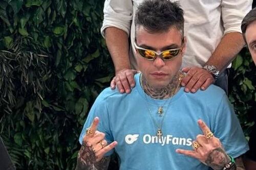 Fedez sbarca su OnlyFans: "Uno dei primi". Ecco il piano del rapper