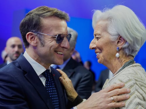 Bce, Lagarde verso dimissioni anticipate? Ipotesi legata alle mosse di Macron