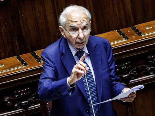 Migranti, Amato scalpita per soffiare il posto a Meloni? Frecciate al governo