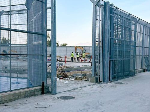 Migranti, nuovo stop del tribunale: non convalida altri due trattenimenti