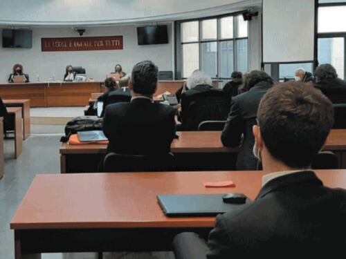 Giustizia, processo rinviato perché giudice e pm sono moglie e marito