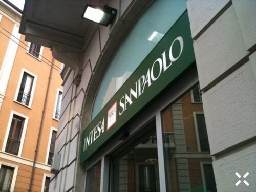 Intesa Sanpaolo premiata per aver innovato il dialogo fra clienti e gestori