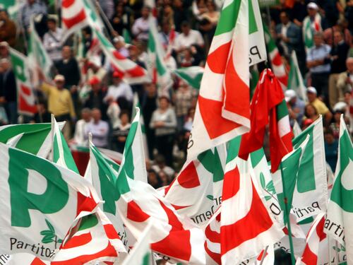 Se il Pd si vergogna del simbolo Pd
