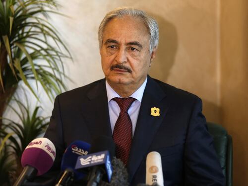 Libia, Haftar: bombarderemo le navi italiane. Gentiloni: notizie infondate