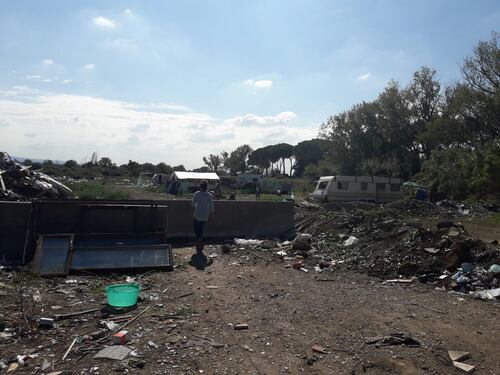 Viaggio nel degrado a Guidonia, dopo la protesta contro i rom