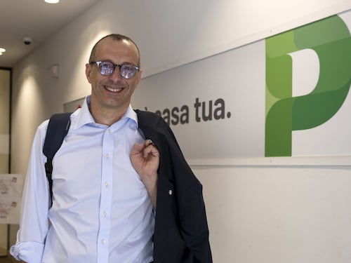 Regionali Marche, nel Pd montano i dubbi su Ricci: mal di pancia nella coalizione