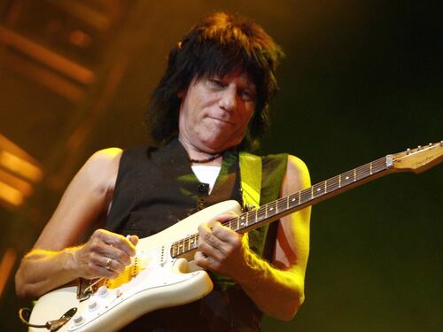 Morto Jeff Beck. Addio al pioniere della chitarra