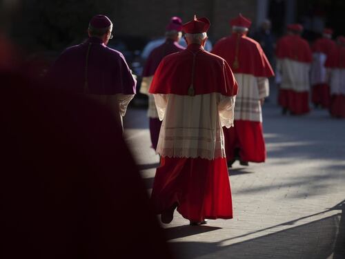 Cardinali divisi tra progressisti e conservatori, che Papa vogliono gli italiani? Il sondaggio
