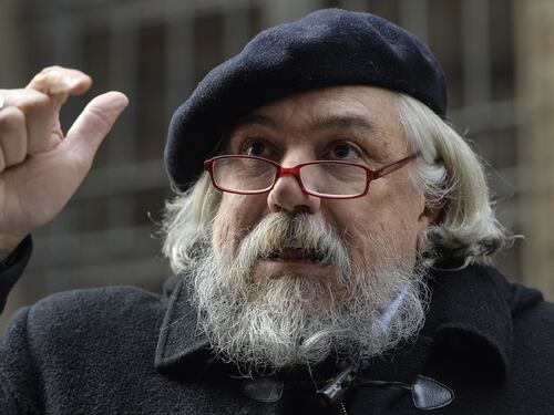 Social e isolamento, cosa rischiano i giovani. Alessandro Meluzzi: "Fenomeno inquietante"