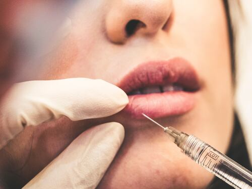 Botox taroccato a prezzi stracciati. Ritocchini pericolosi, perquisizioni e sequestri dei Nas