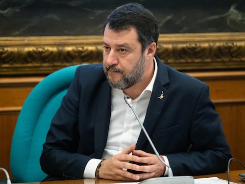 Citofonata di Salvini, il giudice chiede l'archiviazione