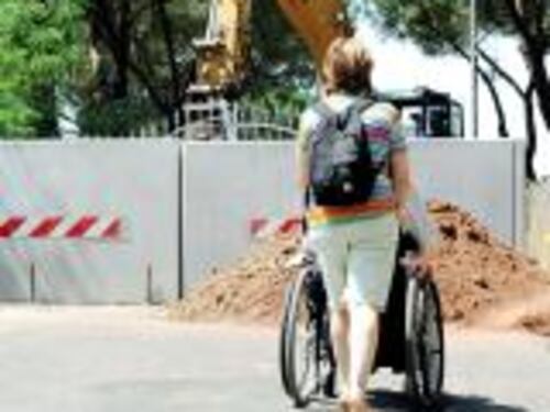 Una nuova strada per Massimina Il muro abusivo verrà abbattuto