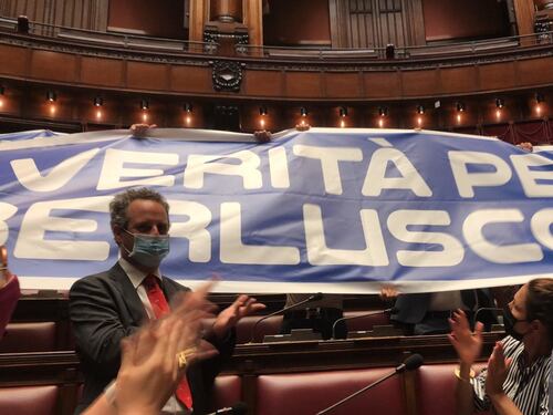 Condanna Berlusconi, Forza Italia chiede commissione d'inchiesta