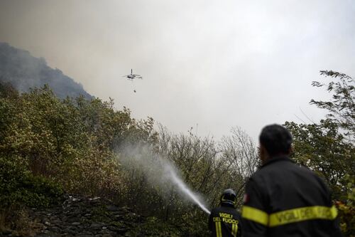 Incendi in Piemonte, evacuata casa di riposo