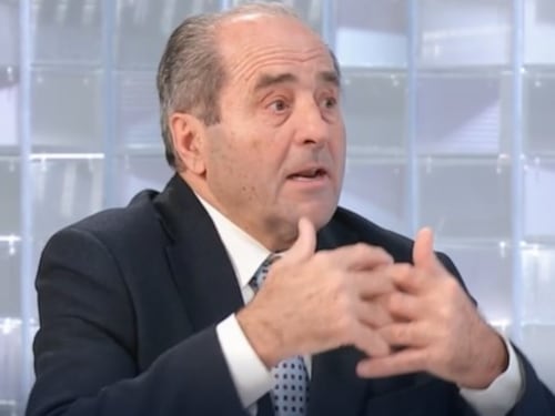 L'Aria che tira, Di Pietro si schiera per il sì: "Giochereste una partita con l'arbitro scelto dai giocatori?