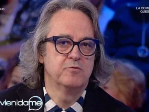 Gigi Marzullo va in pensione. Ma gira una strana voce...