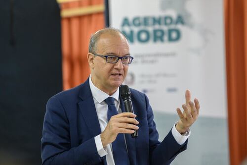 Valditara presenta Agenda nord: "220 milioni per gli istituti con fragilità"