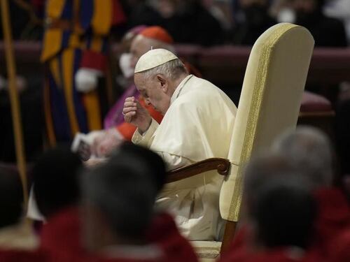 Anglicani dicono messa nella Basilica, scoppia il caso: "Il vescovo sullo scranno del Papa"