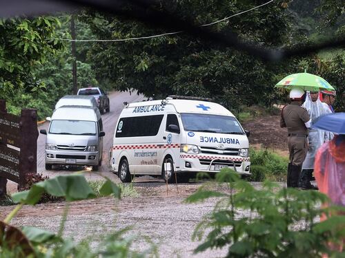 Thailandia, salvi i ragazzi e l'allenatore: dopo 17 giorni nella grotta l'incubo è finito