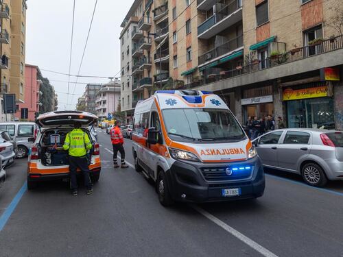 Sparatoria a Milano, cinese ferito in centro: i proiettili sfiorano la testa