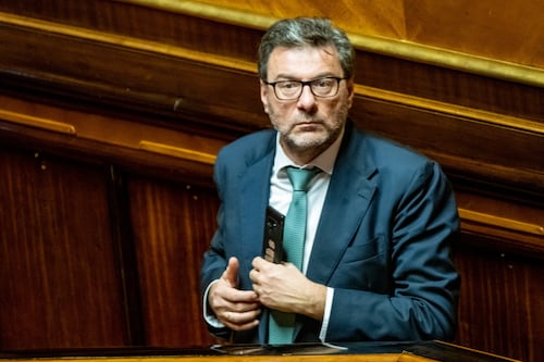 Governo al lavoro, il tesoretto sale a 12 miliardi. Non tutti saranno usati subito