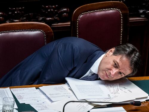 La gaffe del professor Conte: "Rispetto per la presunzione di colpevolezza..."