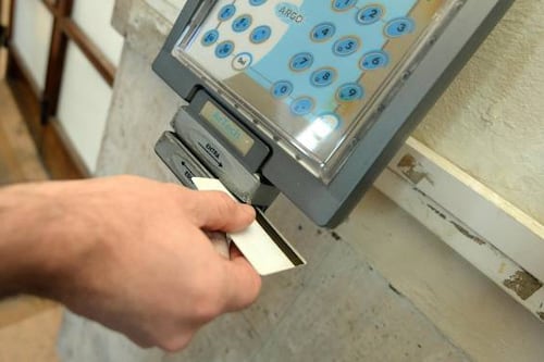 Furbetti del cartellino, 12 indagati all'Agenzia delle Dogane Roma 1