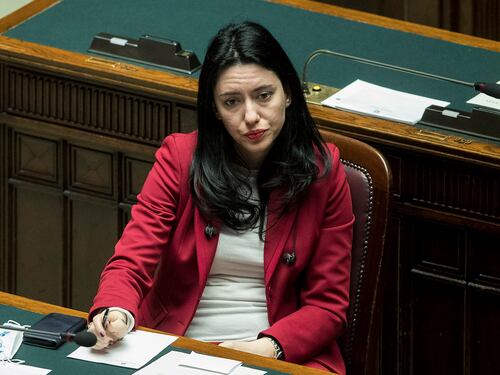 Maturità 2020, il ministro Azzolina promuove quasi tutti