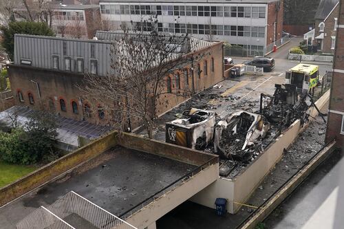 Londra, due arresti per l'incendio doloso antisemita