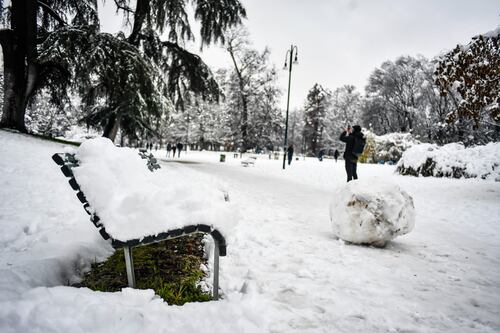 Meteo, doppia perturbazione sull’Italia. Irrompe il ciclone dell’Immacolata