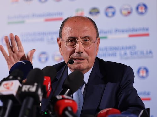 Renato Schifani, governatore della Sicilia: il ponte sullo Stretto di Messina si farà