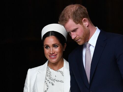Meghan fuori controllo. E scatta l'ultimo divieto della Regina