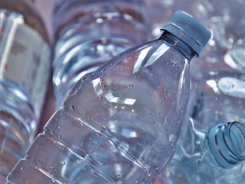 Coldiretti applaude: "Bene prorogare la tassa sulla plastica. Evita rincari"