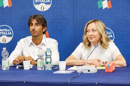 Fratelli d'Italia rilancia lo "Stabilicum": ecco la legge elettorale che blinda il governo e cancella gli inciuci