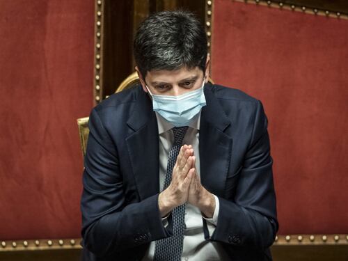 Il ministro Speranza deve dimettersi: la Lega alza la voce dopo gli insulti di Travaglio a Draghi
