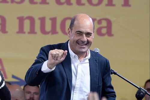 Pd, Zingaretti lancia la candidatura: "Basta con l'Io, torniamo al Noi"